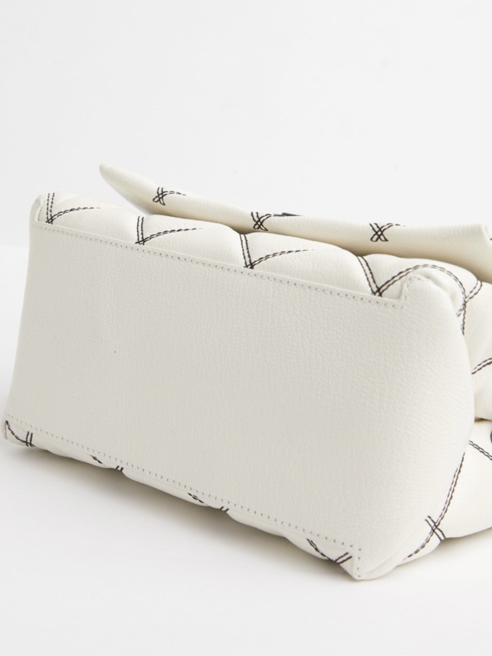 Marc JACOBS The Dual Mini Smooth Leather Quilted Shoulder Bag - Picture 5 of 8